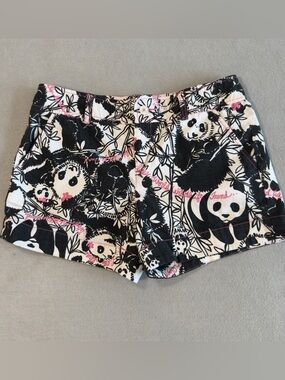 Rare, Limited Edition Lilly Pulitzer Pandamonium Shorts